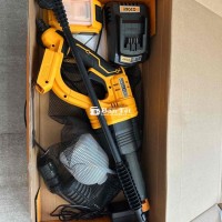 [Máy Rửa Xe Tăng Áp Dùng Pin INGCO Chính Hãng - Kèm Sạc Và Pin Full Box Tặng Phụ Kiện]