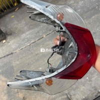đèn hậu sh Ý 2010 cần bán