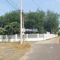 300m2 đất mặt tiền bê tông, dân cư sầm uất, sổ sẵn, công chứng ngay