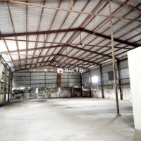 Cho thuê nhà xưởng giả rẻ hóc DTKV 800m2 giá 30/ tháng