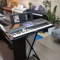 Đàn organ Yamaha psr-s550