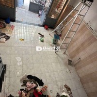 🆘 Cần cho thuê nhà nguyên căn 1 trệt 1 lầu 3 PN 2 WC - Chủ đang sơn sửa lại mới toàn bộ 💯