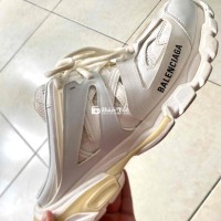 size 42/43, giày hiệu Balenciaga kiểu dáng đạp gót