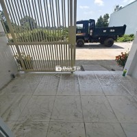 🌿 Nhà 2 phòng ngủ, có cổng rào, sân rộng, đường Nguyễn Thị Tạo - Chỉ 3,5 triệu/tháng  