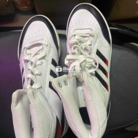  giày này mình mua bên Úc sách về hàng new