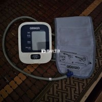 Máy do huyết áp omron