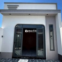 Vỡ nợ nên bán gấp nhà Đ.Nguyễn Thị Se, Củ Chi 100m2 SHR. Giá bán 700tr