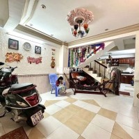 Bán nhà 4 tầng, vừa ở vừa cho thuê