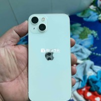 iPhone 13 thường QT 128g máy đẹp. rin ốc. pin 79%