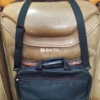 Cặp laptop 15.6in  LENOVO size 39*29*6cm