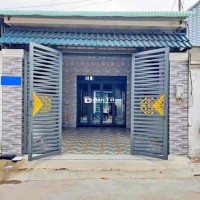 Nhà thanh lý sát chợ Bình Chánh SHR