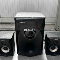 Loa vi tính 2.1 Enkor R228