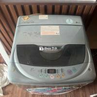 e cần thanh lý máy giặt còn xài bthuong