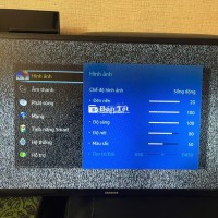 Smart TV Samsung 32inch bị lỗi nhẹ màn (ảnh+clip)