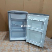 Tủ lạnh Aqua P862N5 nhỏ gọn 1ngăn, lạnh tốt