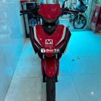 Chào các bạn, mình đang có chiếc Exciter 155 BSTP chính chủ muốn bán. Đây là xe đời 2021, mình là chủ đầu tiên sử dụng, xe còn rất mới và ít đi, chỉ mới chạy hơn 4900km. Xe được bảo quản kỹ lưỡng, máy móc vận hành mượt mà, không có vấn đề gì.