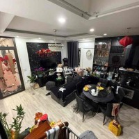 Hàng hiếm phố Bồ Đề 30m2 5 tầng, 3 bước ra hồ, ngõ thông Lâm Du,Ái Mộ