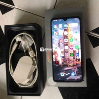 Cần bán vivo v25