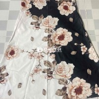 Đầm dài hoa sát nách