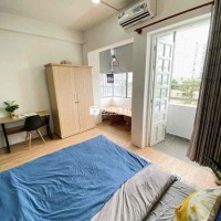 Căn Hộ Full Nội Thất Ban Công Rộng 40m2 Mới 100% Ngay Phan Đăng Lưu