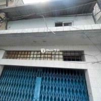CHỦ NGỘP BÁN GẤP NHÀ CŨ 34m2 CHO A/C VỀ SỮA