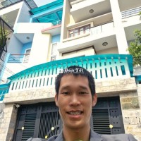 Canada Owner Selling 4-Story House in Lam Van Ben, 7 Bedrooms, 10 Billion VND, Near District 7 Center  