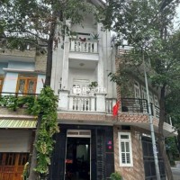 Bán nhà phố toa xe dĩ an gần vincom 550 dĩ an
