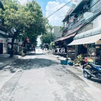 Nhà + 7 phòng trọ ngay chợ Xóm Vắng, Dĩ An mặt tiền buôn bán đa ngành
