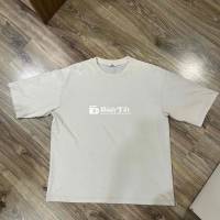2 áo phông Uniqlo size XL ko mặc tới