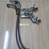 Vòi sen tắm và vòi lavabo