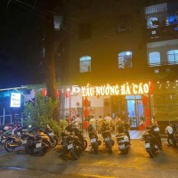 Bán căn hộ ngay góc chung cư C1