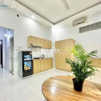 Căn hộ dịch vụ full nội thất gần Vincom Lê Văn Việt - Giá rẻ