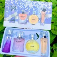 SET 4 CHAI NƯỚC HOA NỮ THƠM LÂU