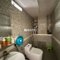TRUNG TÂM TÂN PHÚ - HẺM XE HƠI - TRỊNH ĐÌNH TRỌNG - DT: 50M2 - 5 TẦNG.