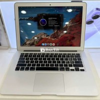 Cần bán Macbook Air i5 8GB/128GB - Chính chủ - Tình trạng tốt