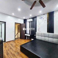 Bán nhà mặt phố Đê La Thành 38m2 sau quy hoạch sẽ là 4 làn đường