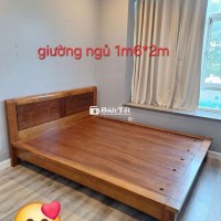 Giường ngủ gỗ