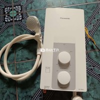 Cần bán máy tắm nước nóng trực tiếp Panasonic