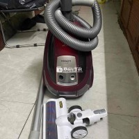 máy hút bụi hitachi 2300w