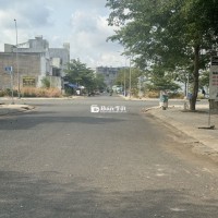 Đường 11c , block b , 5x 21 giá 1 tỷ 700 triệu thương lượng mạnh