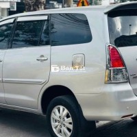 Toyota Innova 2010 G - 120000 km