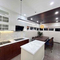 bán Khách Sạn 7 Tầng mặt phố Hàng Cân 110 m ,