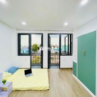 Nhà mới xây - có ban công - rộng rãi - thoáng mát