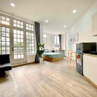 STUDIO FULL NỘI THẤT BAO RỘNG CÓ BAN CÔNG NGAY CẦU VƯỢT CÂY GÕ Q11