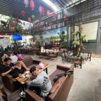 Nhân Viên Phục Vụ