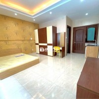 Căn hộ mới khai trương - Full nội thất - Cách Parc Mall 1km!