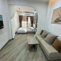 Phòng không gác ( dạng studio ) có ban công cách ĐH TDT 500m