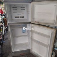Tủ lạnh cũ