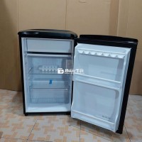 Tủ lạnh Aqua D990K3 1ngăn nhỏ gọn, mới keng.