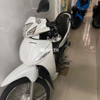 Cần bán xe wave a 110 đời 2017 màu trắng